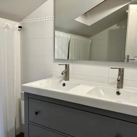 Apartment T3 Neuf A Urrugne, Proche Frontiere, Commerces Et Plage, Stationnement Gratuit. - Fr-1-239-931 *